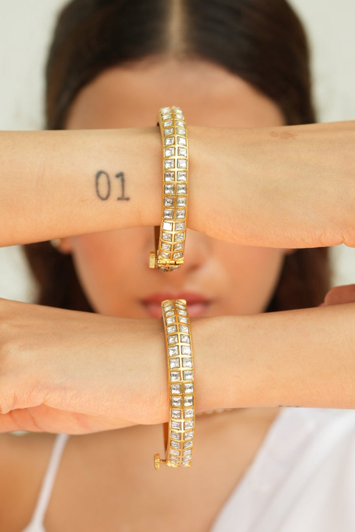 Aamar Bangle Set