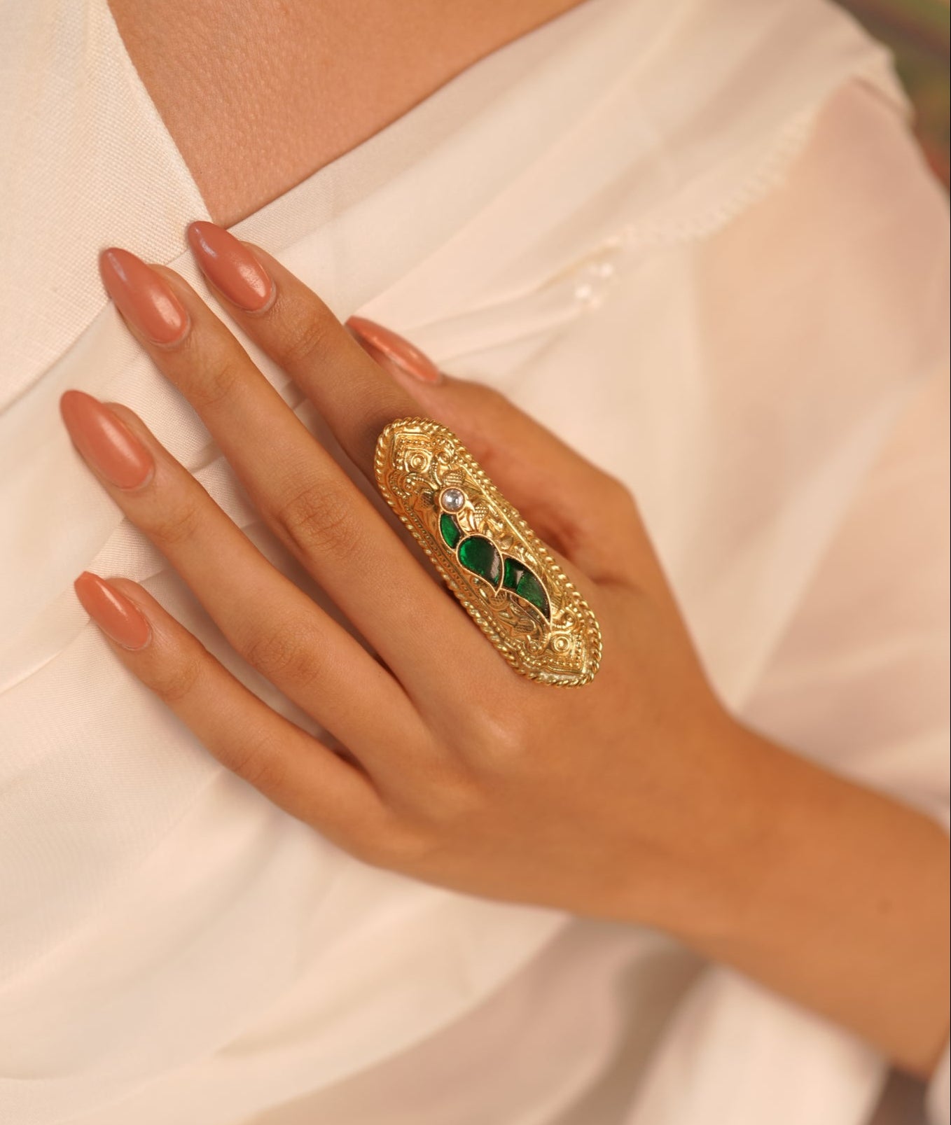 Aabroo Oval Ring